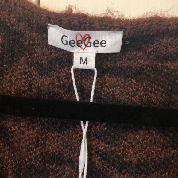 Can you say Cheetah? Adorable button down sweater - Picture 3 of 4